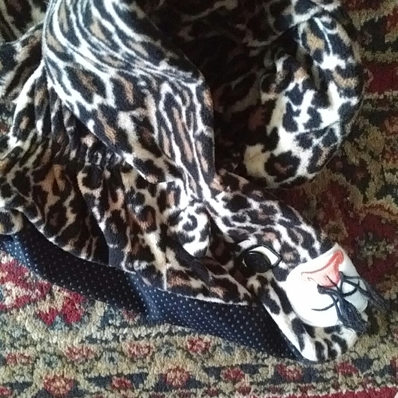 Onesie, zipup women's pjs animal print - Picture 4 of 6